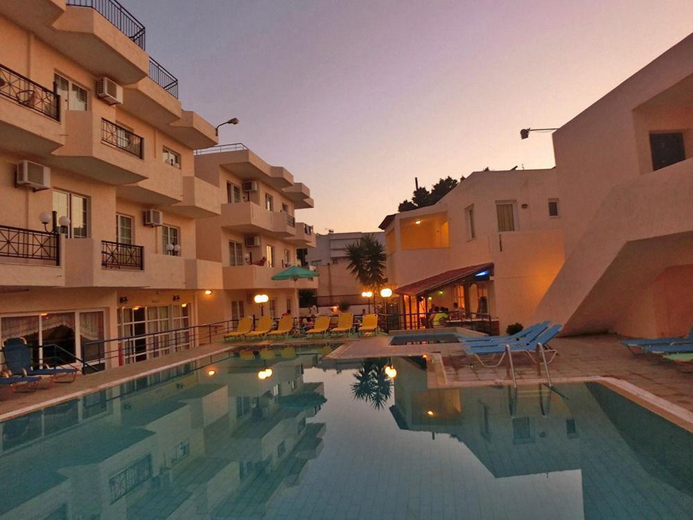 Castello Bianco Aparthotel Platanias Extérieur photo