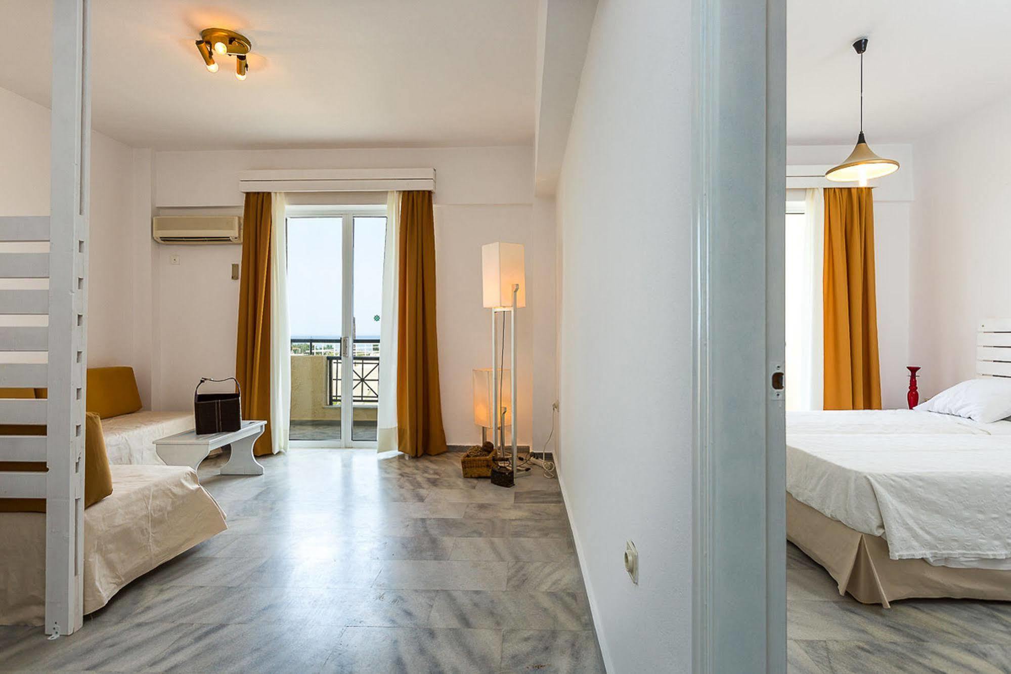 Castello Bianco Aparthotel Platanias Extérieur photo